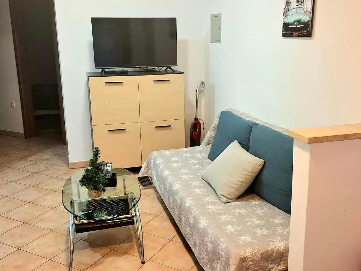 Apartmani Delas Pjescana Uvala Zewnętrze zdjęcie